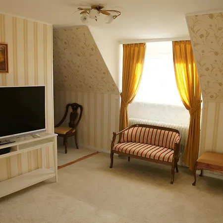 Elena Бад-Верисхофен