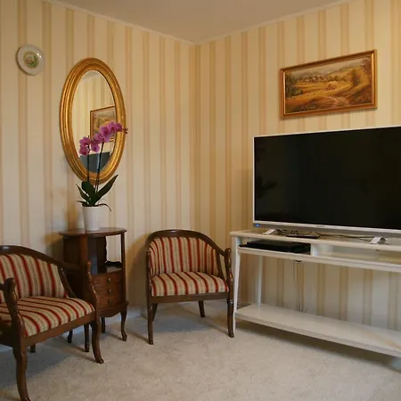 Elena Apartment